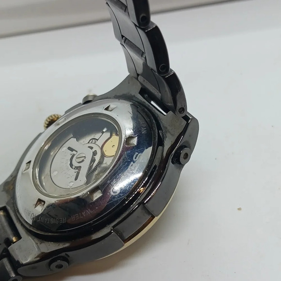 MEN'S SEIKO CORE CASUAL WATCH - Picture 6 of 7